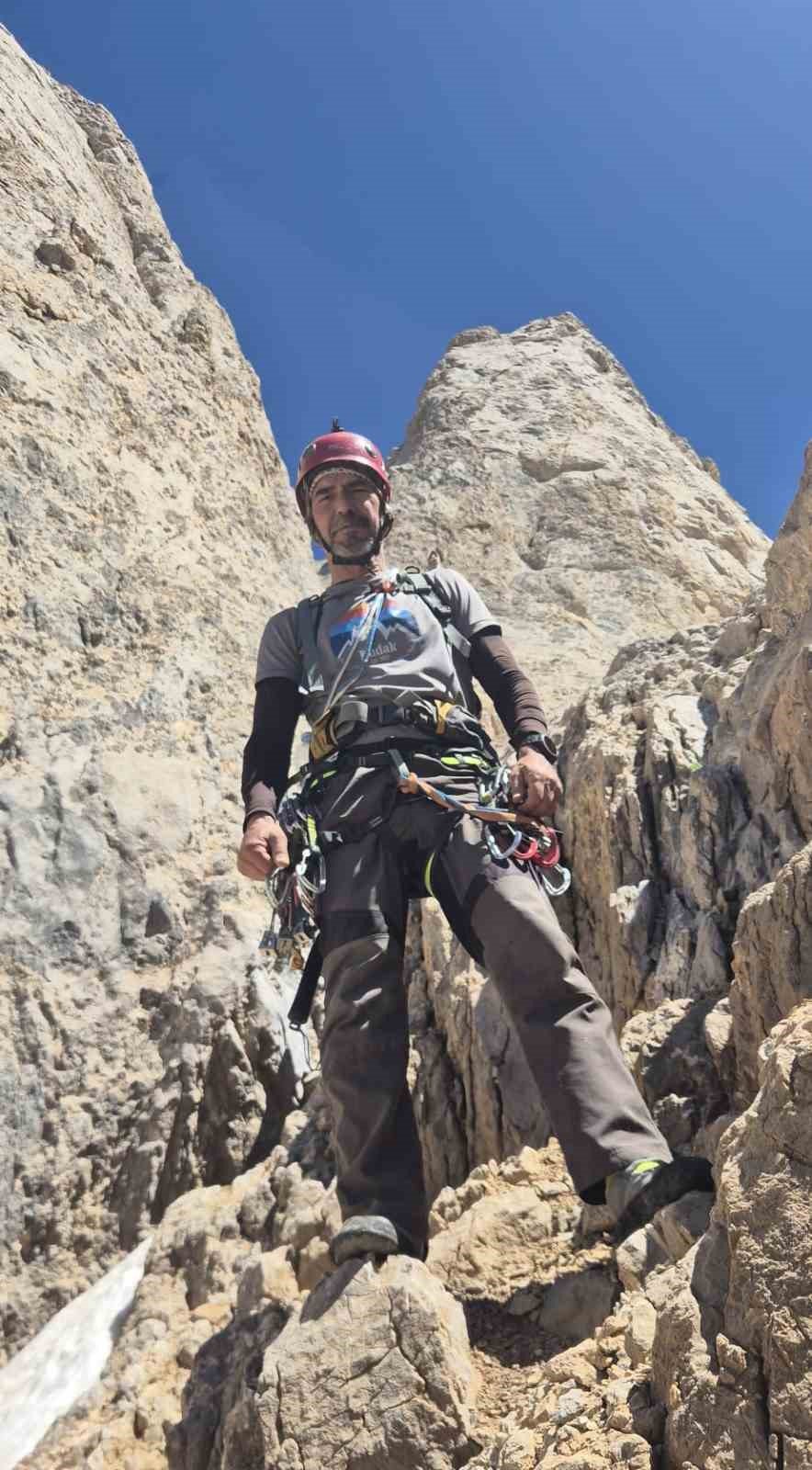 Bursalı dağcı, Cilo Dağı’nın zirvesinde kayboldu