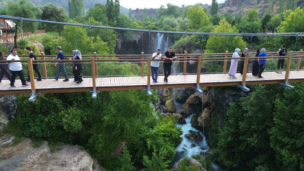 Konya'nın muhteşem güzelliği mest etti! Hava sıcaklığı yarı yarıya düşük
