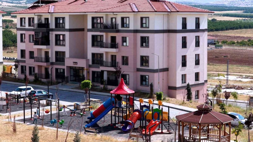 TOKİ'ye Ait Son Rakamları Bakan Kurum Açıkladı!