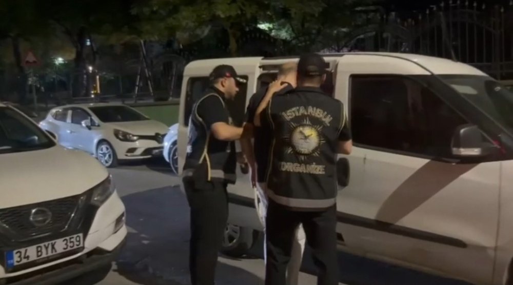 Kamu görevlileri çete kurmuş! Gümrük muhafaza memuru, zabit katibi, avukat, polis...