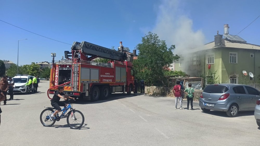 Konya'da facianın eşiğinden dönüldü: Çığlıkları duyan komşular koştu!