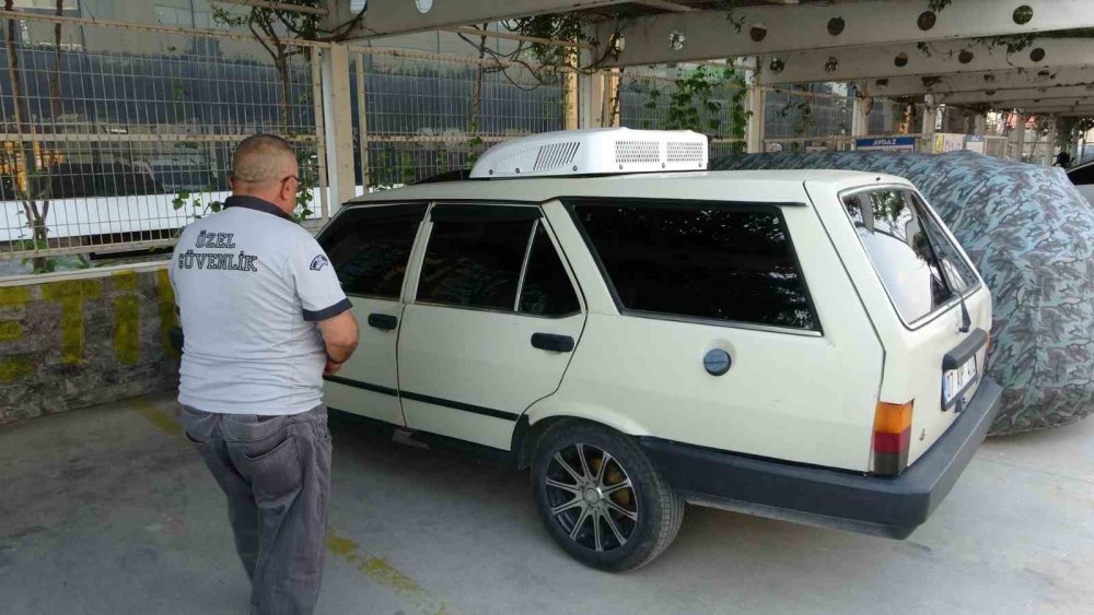 1988 Model Kartal'a Otobüs Kliması Taktırdı! Sıcaklara Karşı İlginç Çözüm