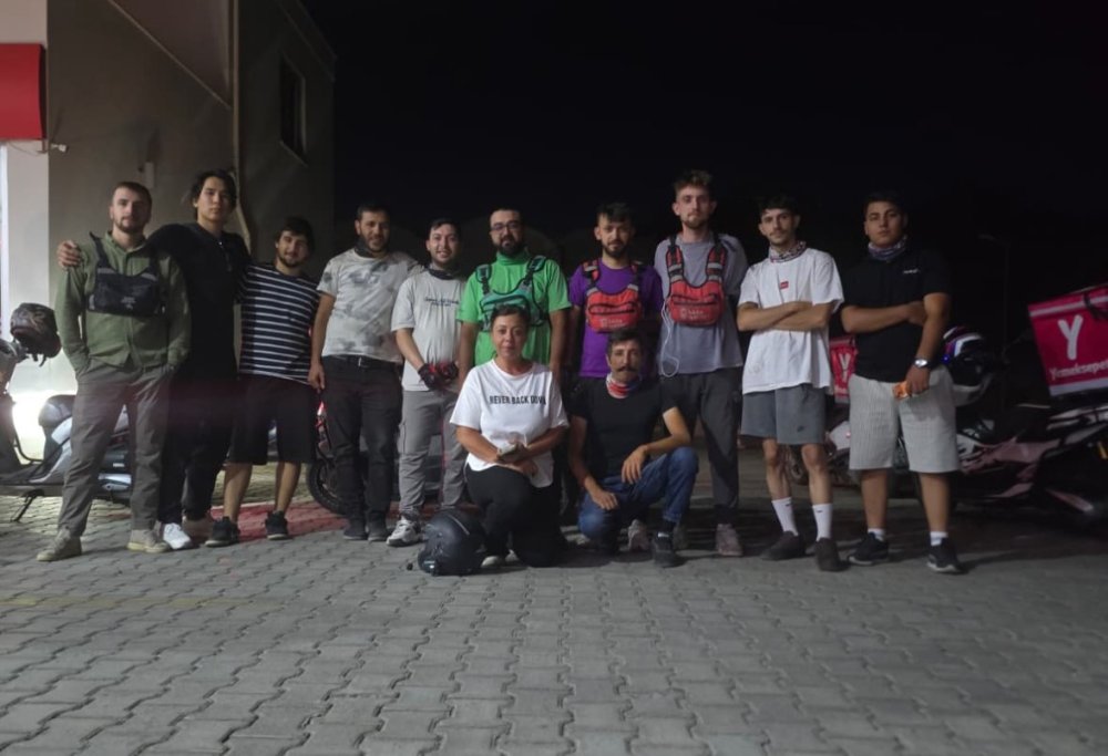 Motokuryeler yangın bölgesinde yardım için seferber oldu
