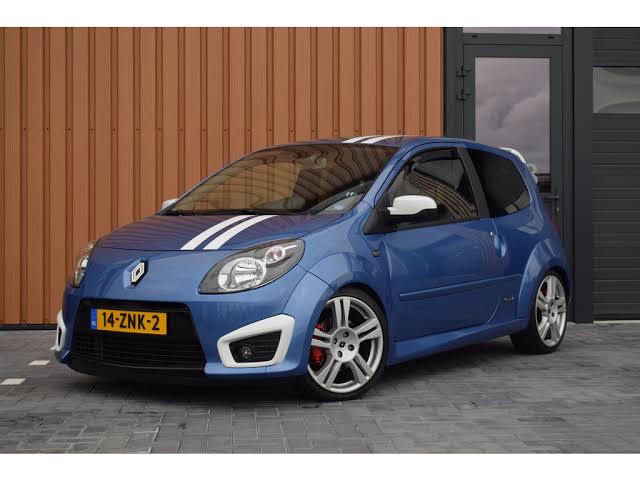 twingo-1-6-2.jpg