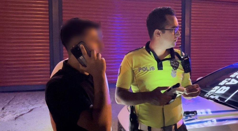 Bursa’da polis uygulamasının yanında yakayı ele verdi! Müşteri aracını alkollü kullanıp makas attı