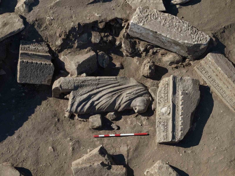 Aspendos’ta Heyecan Veren Keşif: Şifanın 1800 Yıllık Sembolü Gün Yüzüne Çıkarıldı