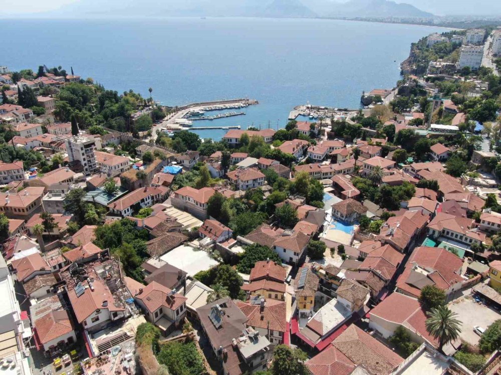 Hava karardığında nüfus artıyor