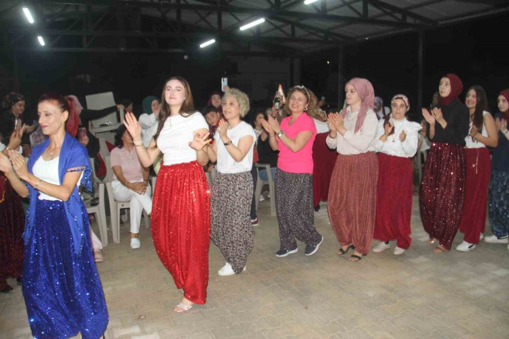 Konya’da unutulan gelenek yeniden canlandı! Şalvarlarını giyen kadınlar gece boyunca doyasıya eğlendi