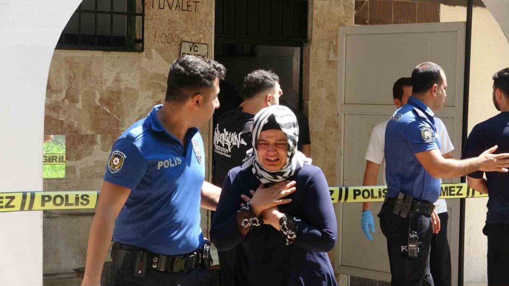 Cami Tuvaletinde Acı Olay: Eşi ve Oğlu Gözyaşlarına Boğuldu
