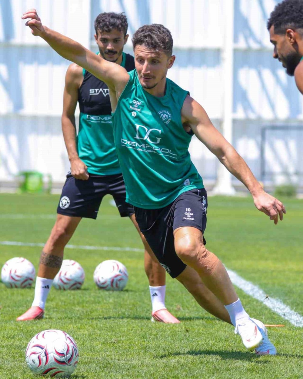 Konyaspor Rize'yi 5 kısa pas 1 uzun pasla yıkacak