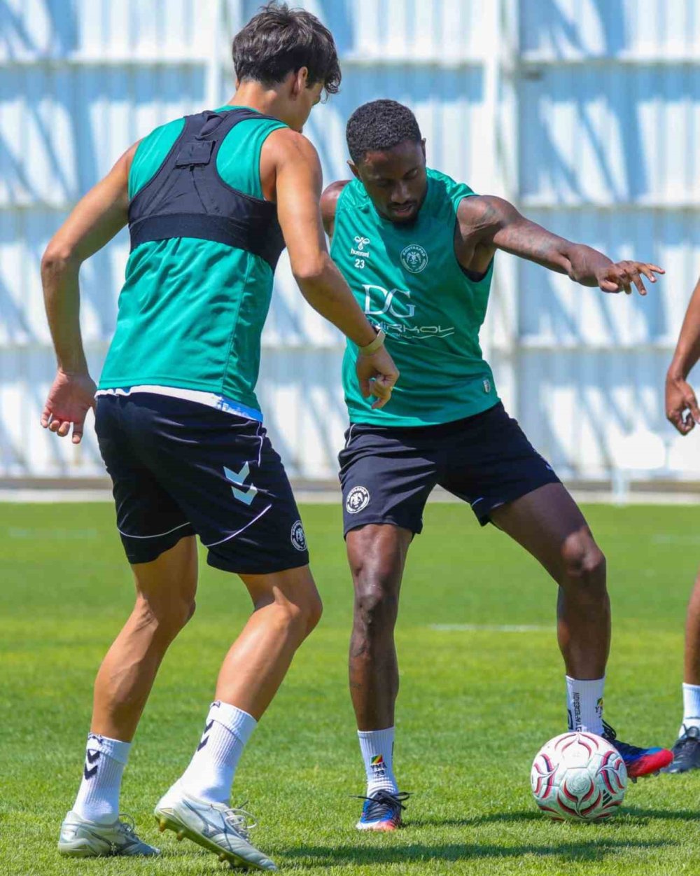 Konyaspor Rize'yi 5 kısa pas 1 uzun pasla yıkacak