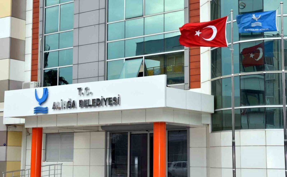 Aliağa Belediye Meclisinde Dengeler Değişti: Çoğunluk El Değiştirdi!
