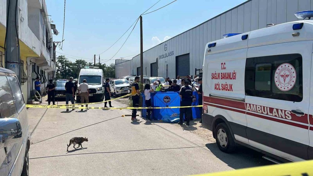 Bursa’daki Çifte Cinayetin Faili Çatıda Yakalandı! Gazetecilere Verdiği Yanıt Dikkat Çekti