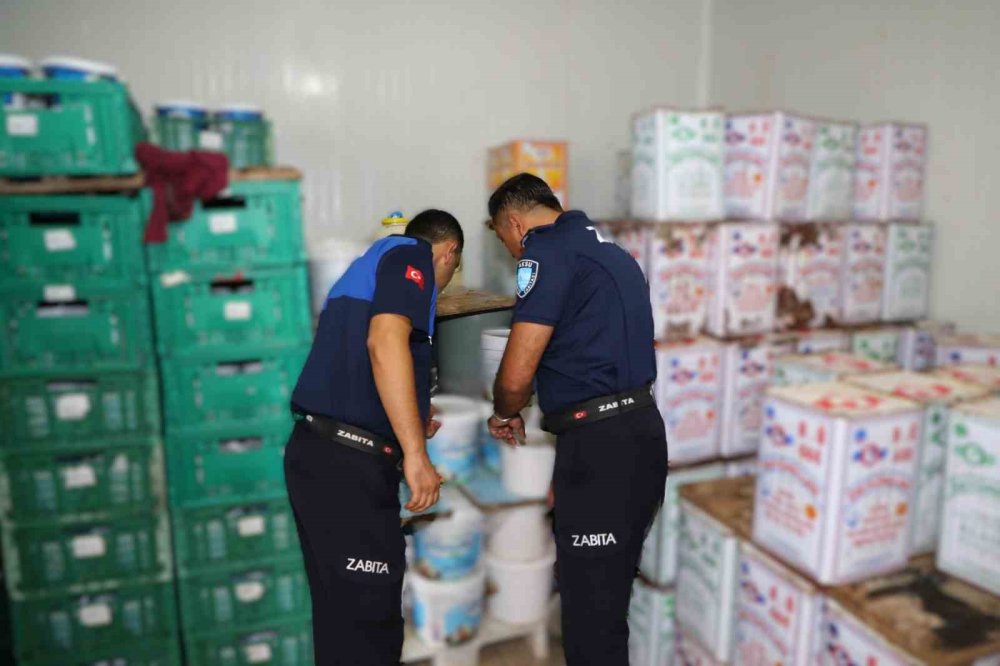 Dehşete Düşüren Gıda Skandalı: 15 Ton Tarihi Geçmiş Ürün Ele Geçirildi!