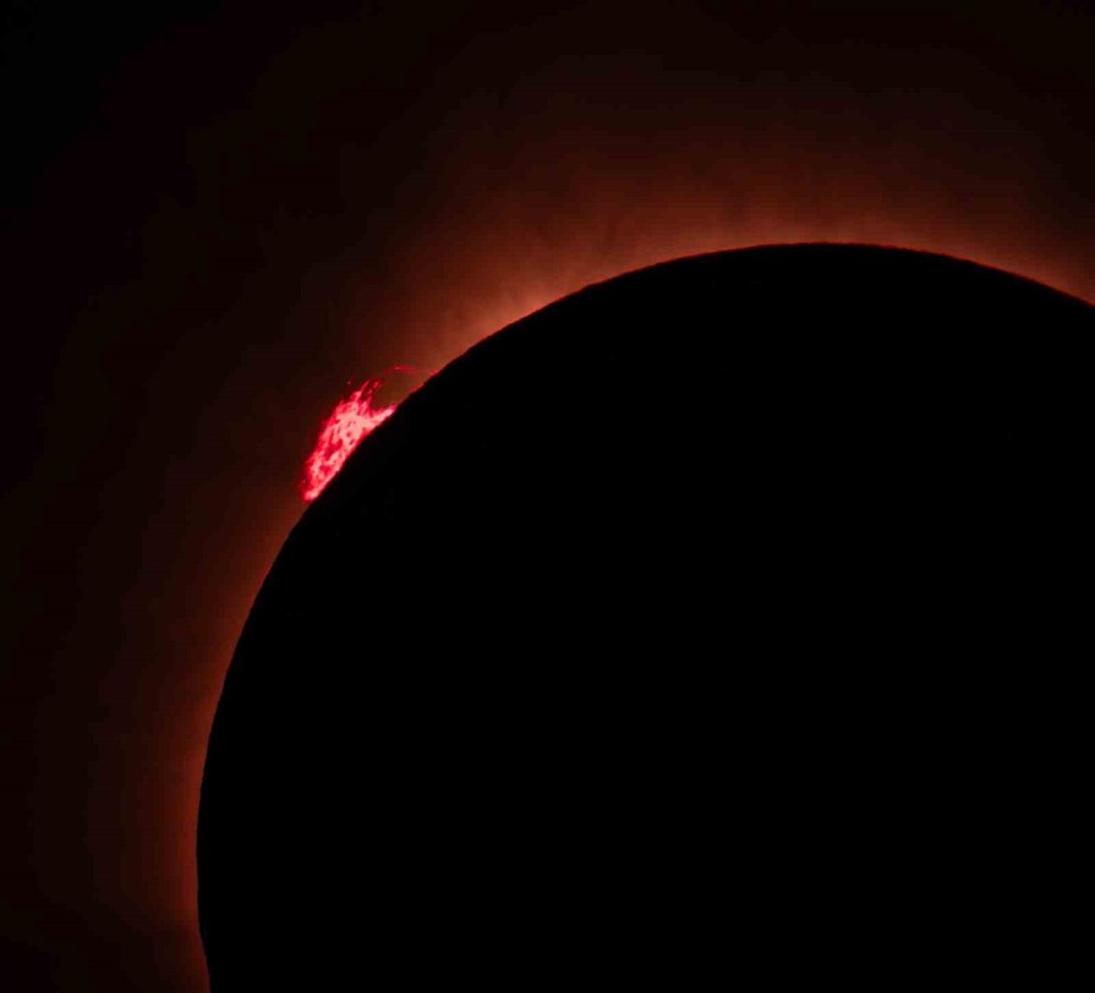 Türk astrofotoğrafçı güneş tutulmasını İspanya’da görüntüledi