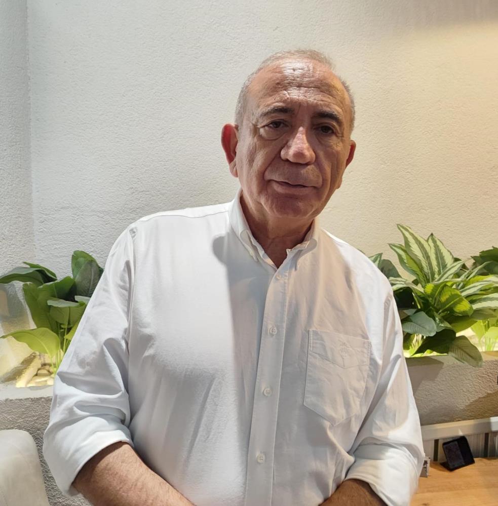 gursel-tekin.jpg