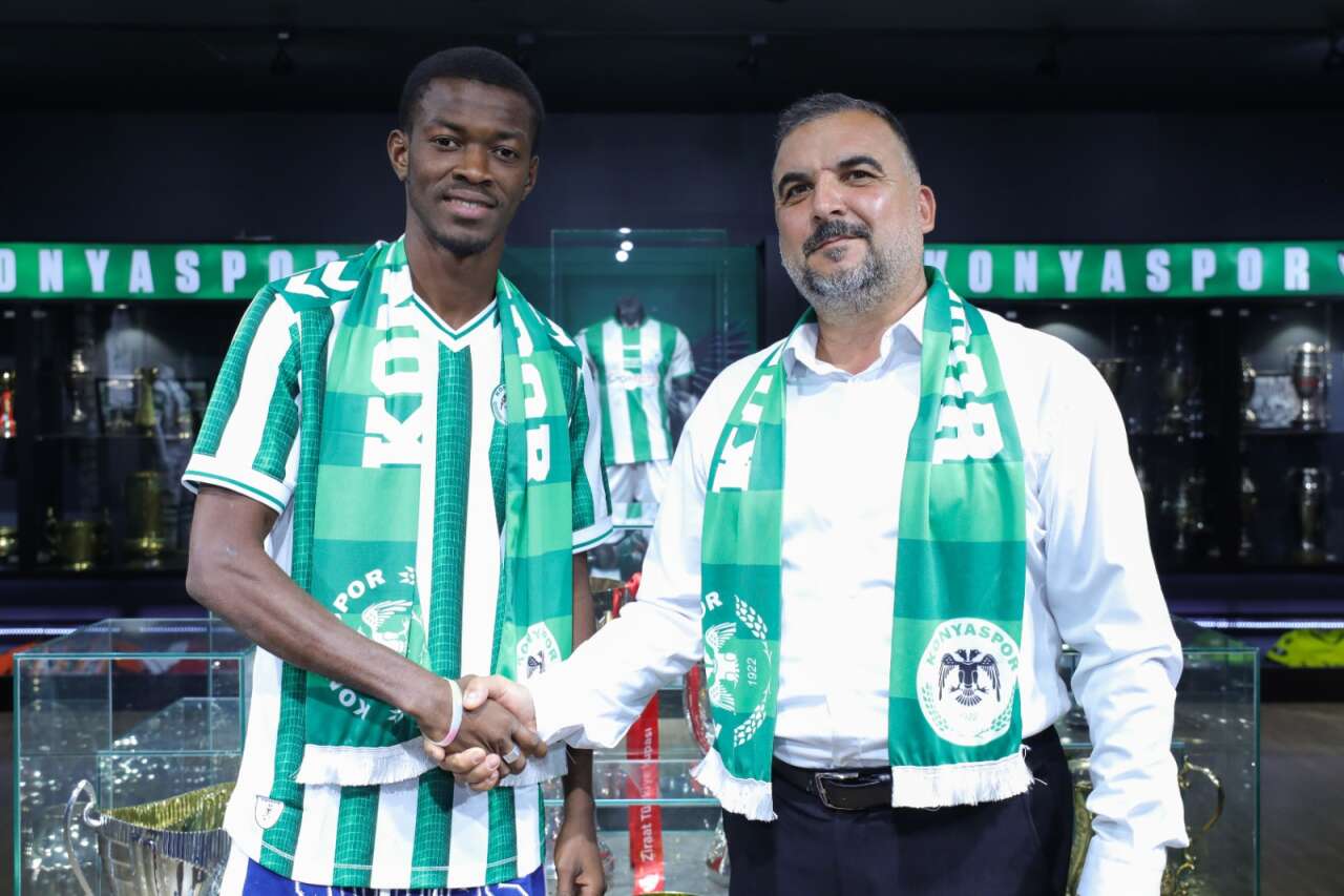 konyaspor-imza-3.jpg