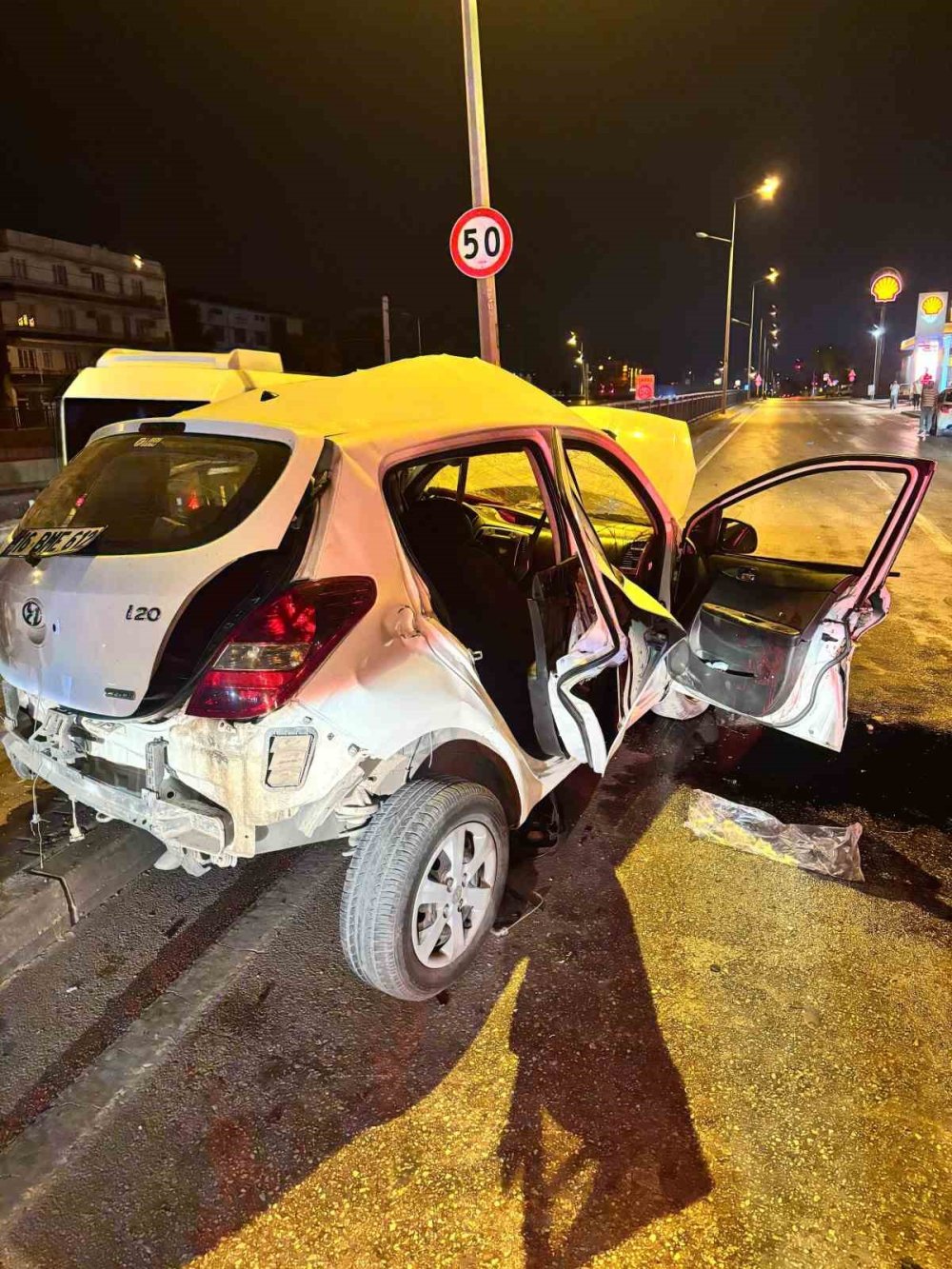 17 yaşındaki sürücü ölüme böyle makas attı