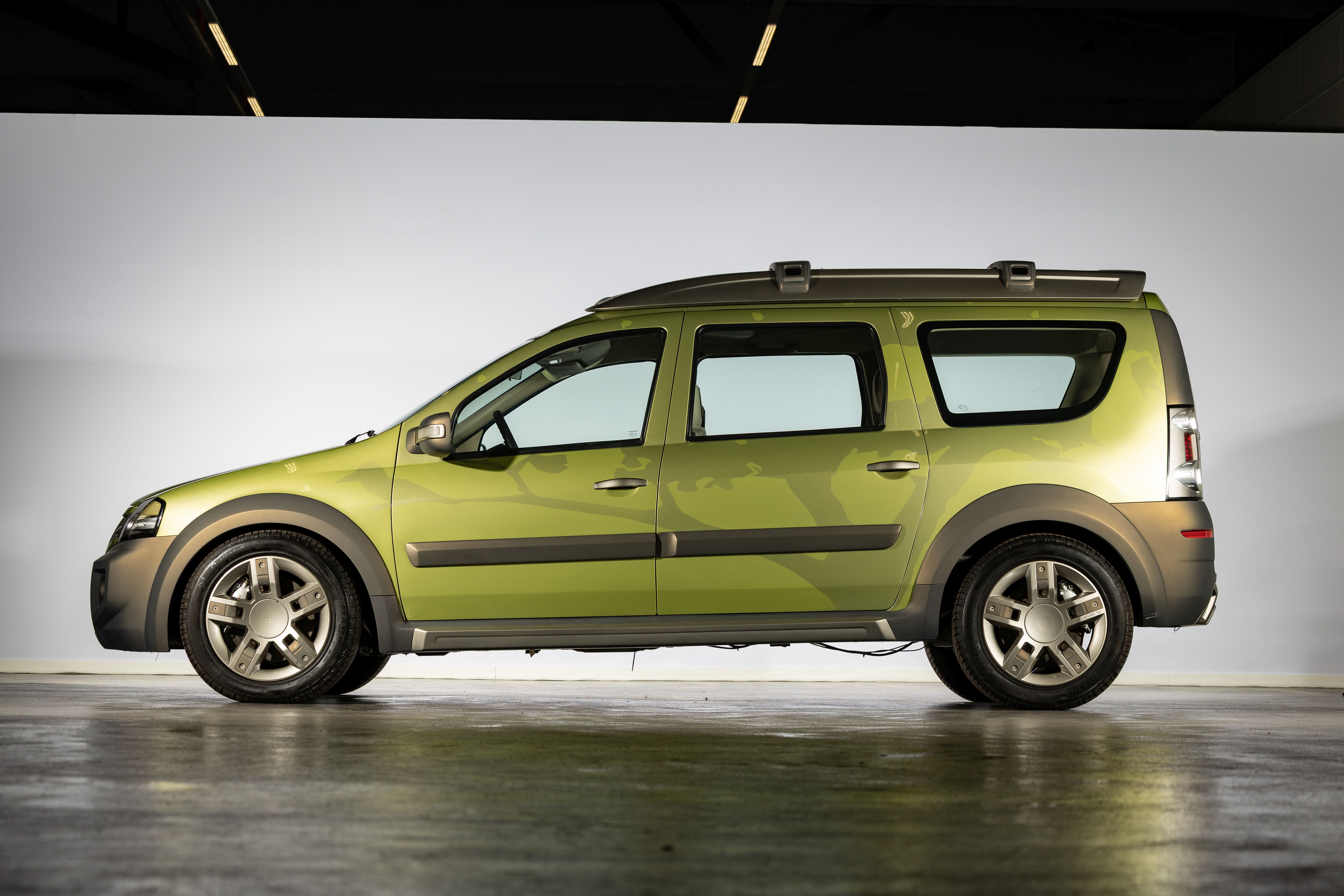 077-2006-renault-logan-steppe-inv-1017-3.jpg