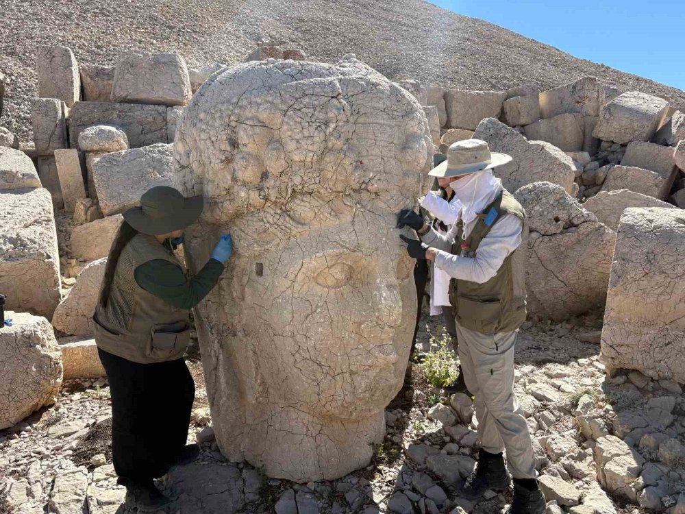 Nemrut Dağı'nda Tarihi Adım: Anıtsal Heykeller Nanoteknoloji ile Geleceğe Taşınıyor