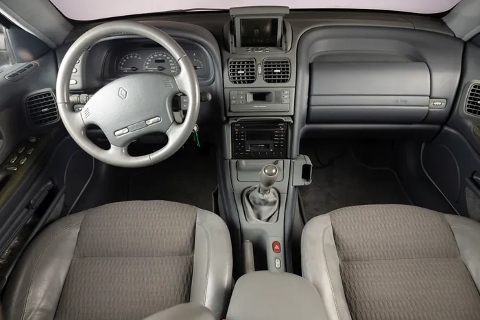 renault-evado-6.webp