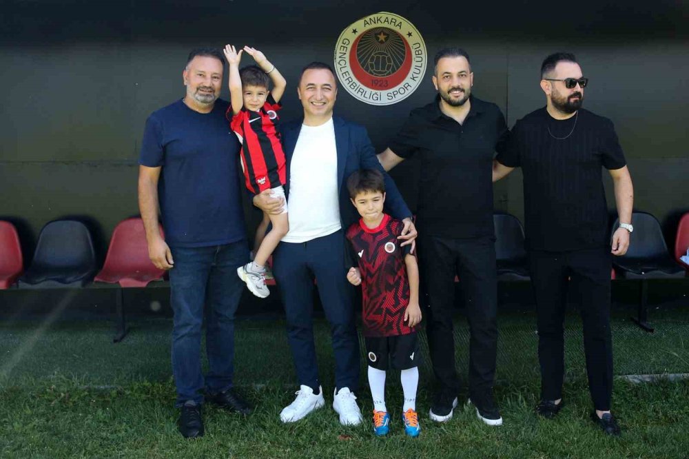 Baba Selami Alımcı ve minik Göktuğ’dan Gençlerbirliği’ne ziyaret