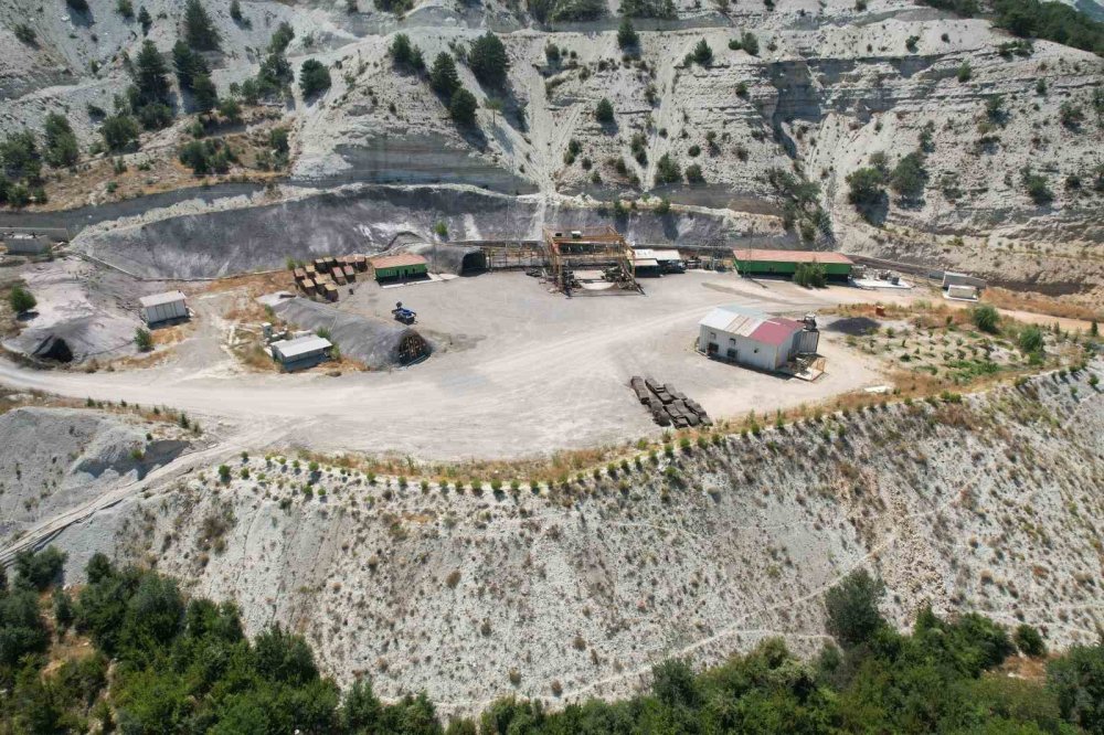 Ankara'da 1 Madencinin Yaşamını Yitirdiği Göçük Sahası Dron ile Çekildi