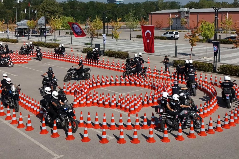 Konya'nın Yunusları Bursa'da yetişti! 60 polis göreve hazır