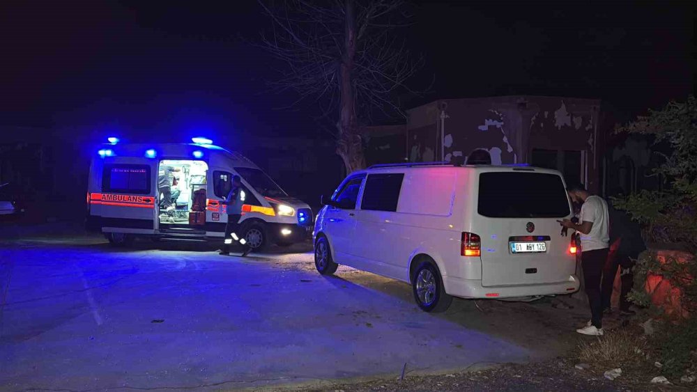 Atıl Akaryakıt İstasyonunda Şüpheli Ölüm: Minibüste Cansız Bedeni Bulundu