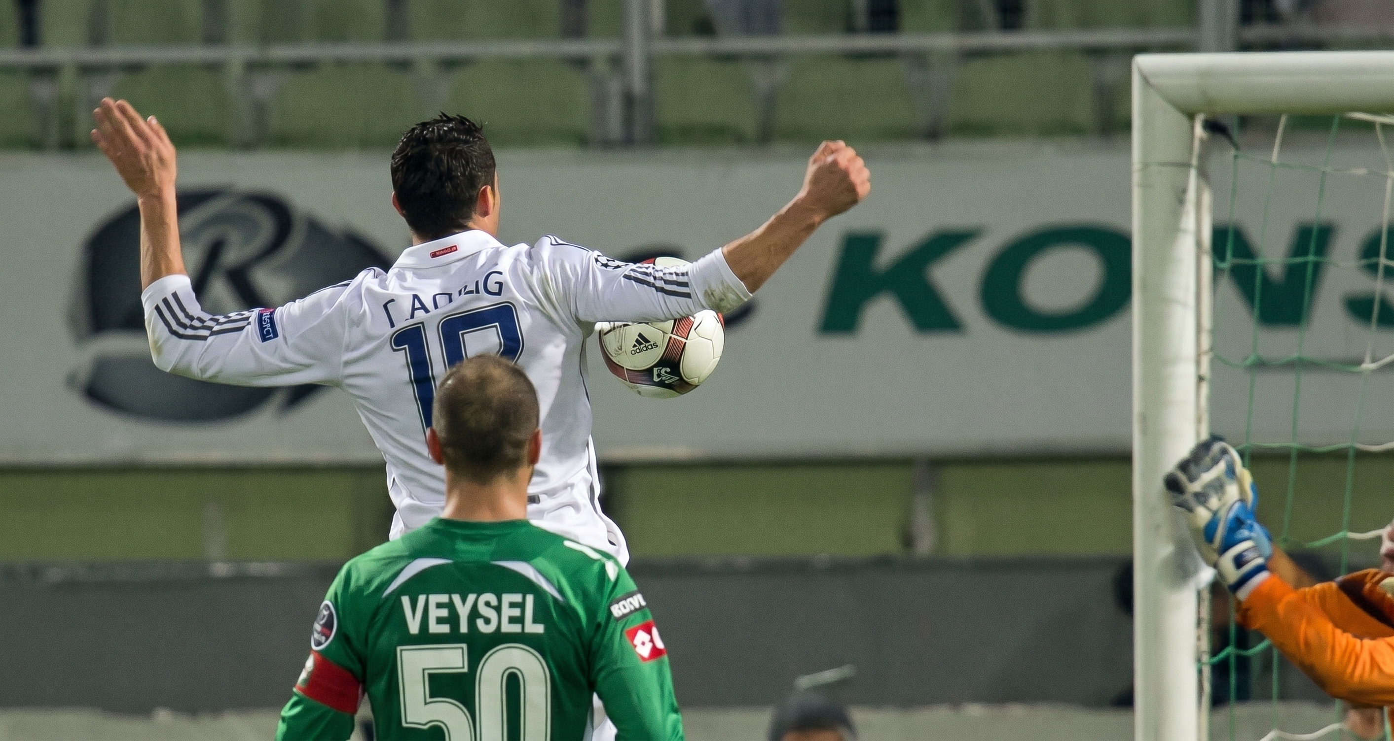 nder-turaci-konyaspor-gol.jpg