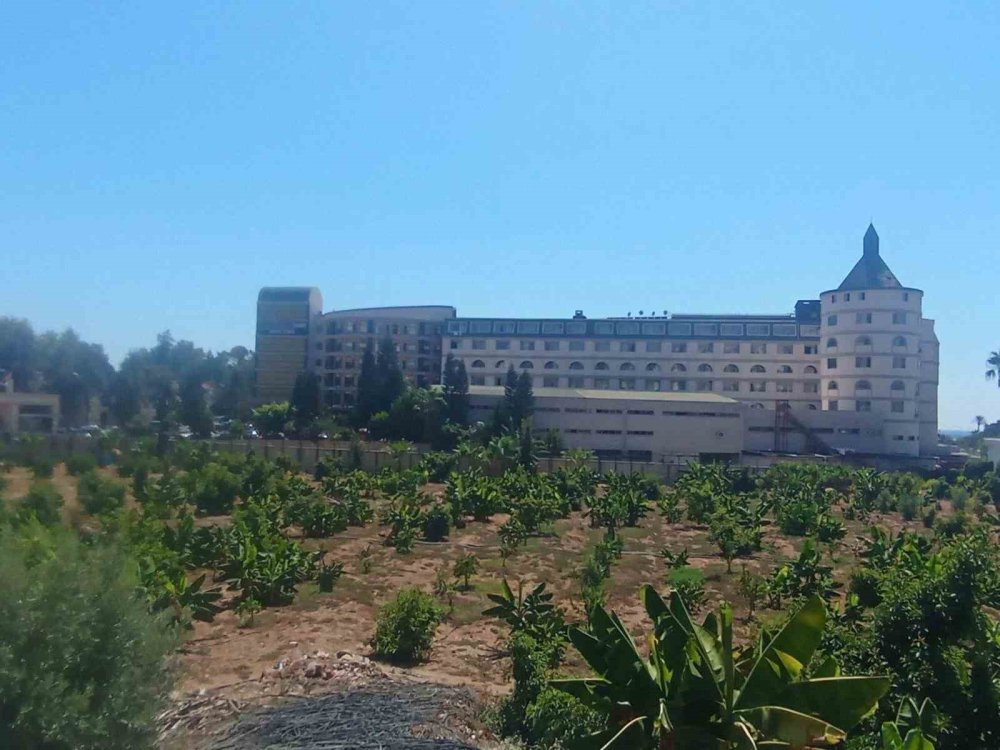 Konaklı'da Çevre Skandalı: 2 Bin Kişilik Otel Denize Atık Su Akıtırken Yakalandı
