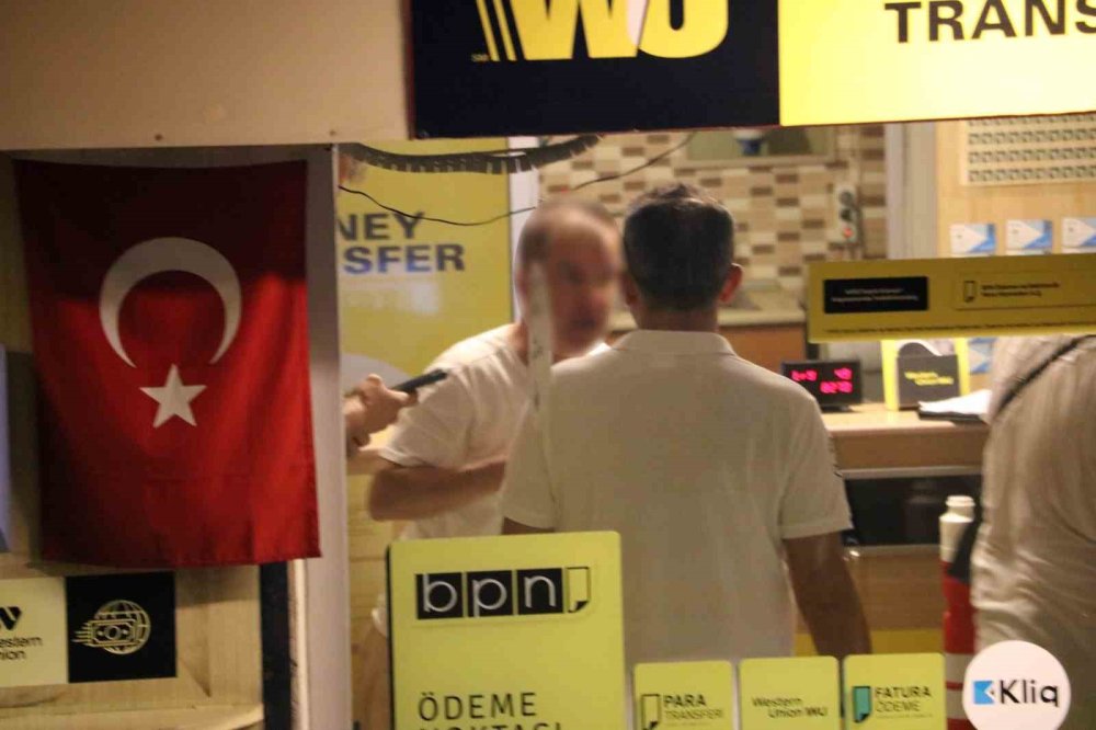 Alanya’da Döviz Bürosuna Soygun Girişimi: İş Yeri Sahibi Yaralandı