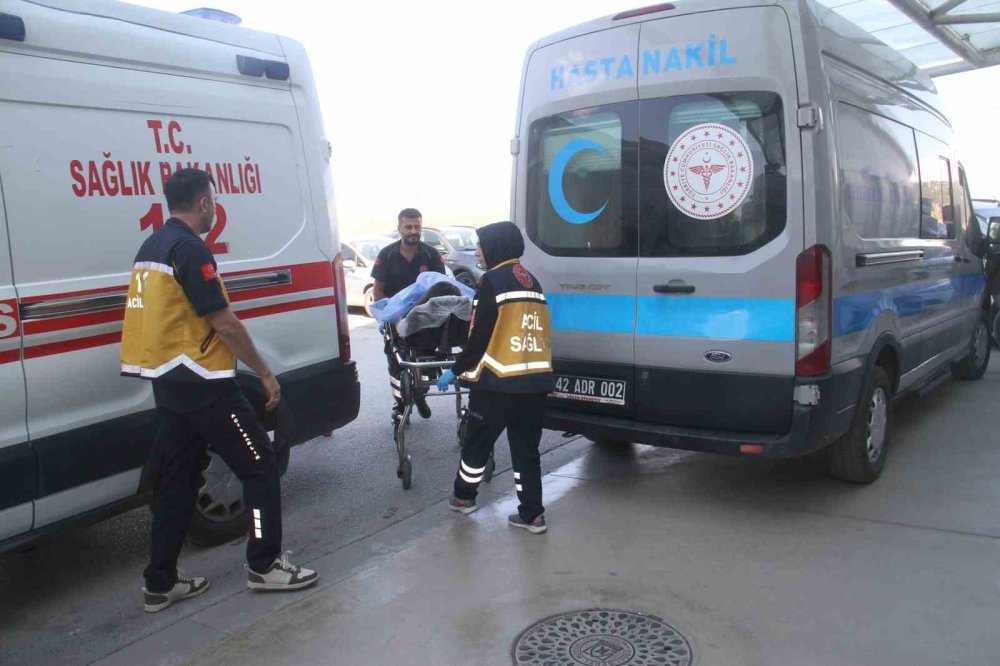 Yeni Antalya Yolunda Kaza: Otomobil Devrildi, 4 Yaralı var