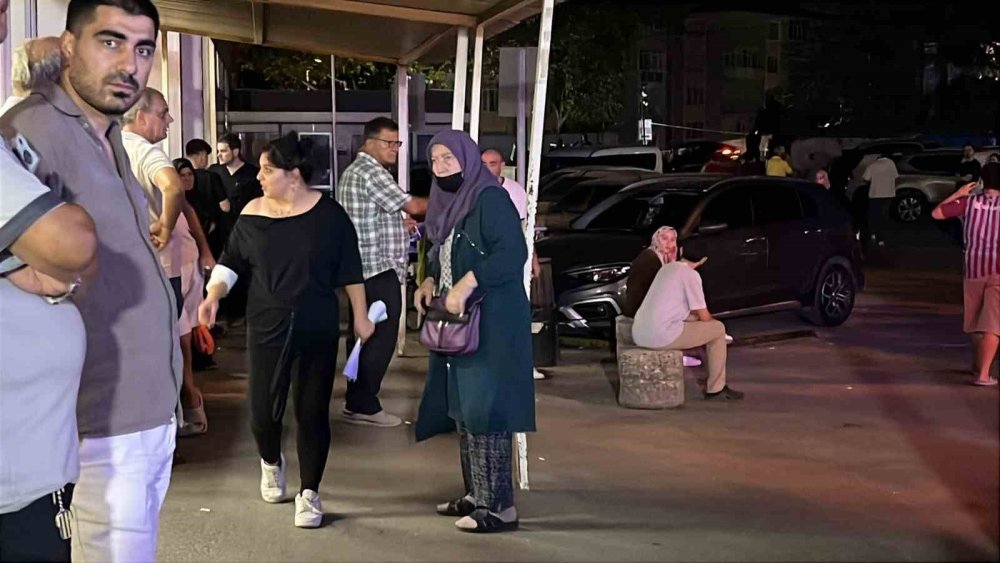 Evde başlayan düğün hastanede bitti