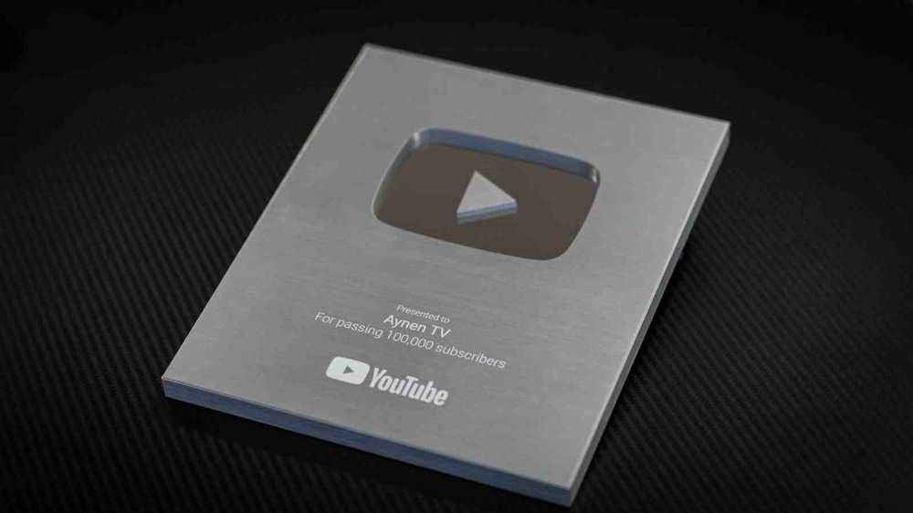 Gençlerin kanalı Aynen Tv, Youtube’dan gümüş plaket aldı