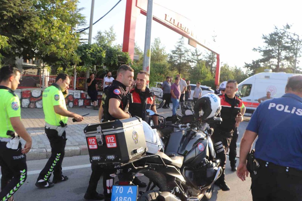 Kural ihlali yapan otomobil Yunus polisiyle çarpıştı