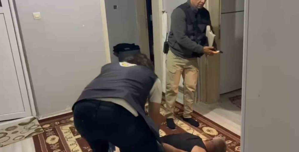 Konya Dahil 5 İlde Dev Operasyon: "Şirinler" Çetesine Darbe!