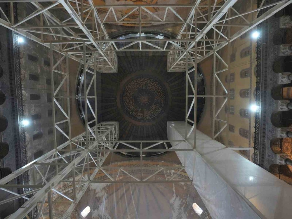 Ayasofya Restorasyonunda Tarihi Adım: Doğu Kubbe