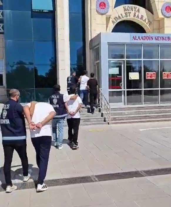 Konya'da Geniş Çaplı Asayiş Uygulaması: 6 Aranan Şahıs Yakalandı