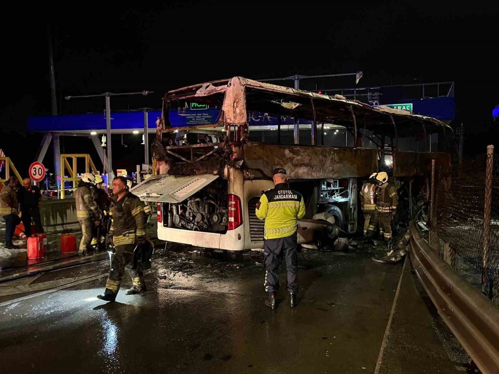 Kuzey Marmara Otoyolu'nda Facia: Otobüs Alev Aldı