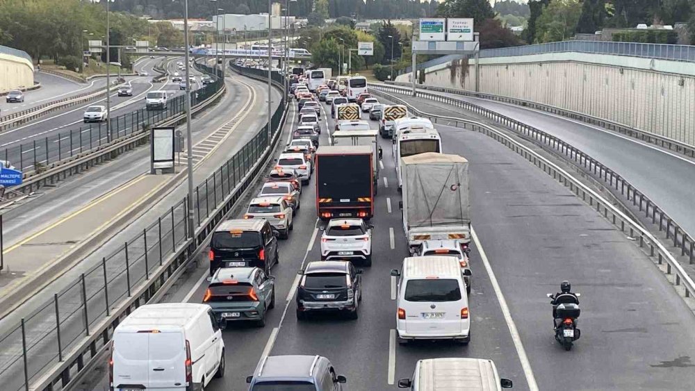 Okullar Açık İstanbul Kilit