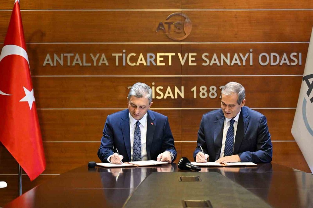 Antalya Denizleri İçin Dev Proje: Dere Ağızlarına Atık Bariyeleri Kuruluyor