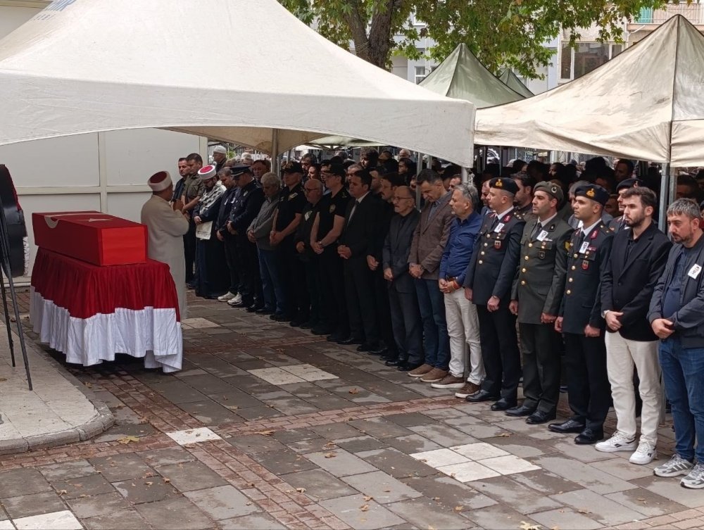 Şanlıurfa'da hayatını kaybeden Konyalı başkomiser dualarla uğurlandı