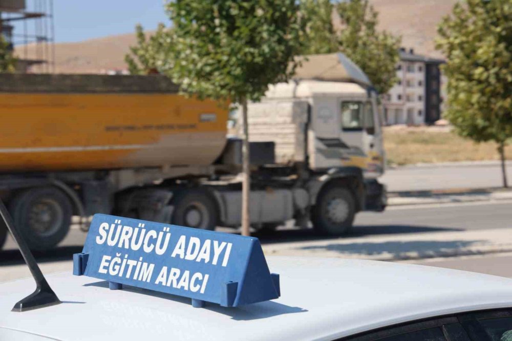 Sürücü Sınavlarında Serbest Güzergah Teklifi Gündemde