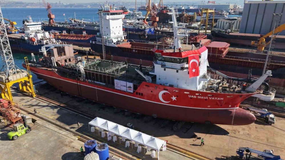 İlk yerli tarama gemisi suya indi