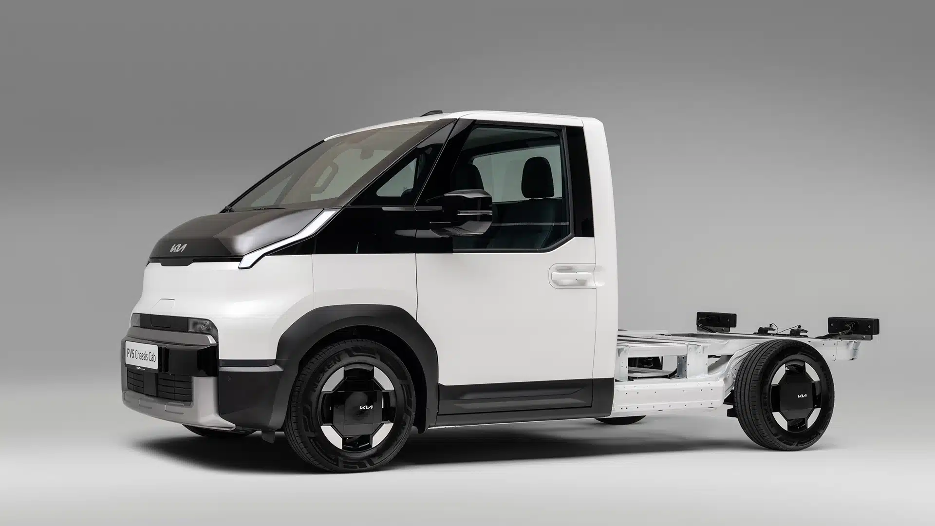 kia-pv5-2.webp