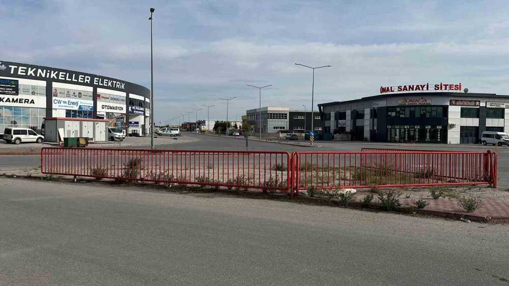 Sıla Caddesi'nde İki Otomobil Çarpıştı: 1 Yaralı