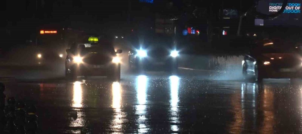 Ankara'da Perşembenin gelişi Çarşambadan belliymiş