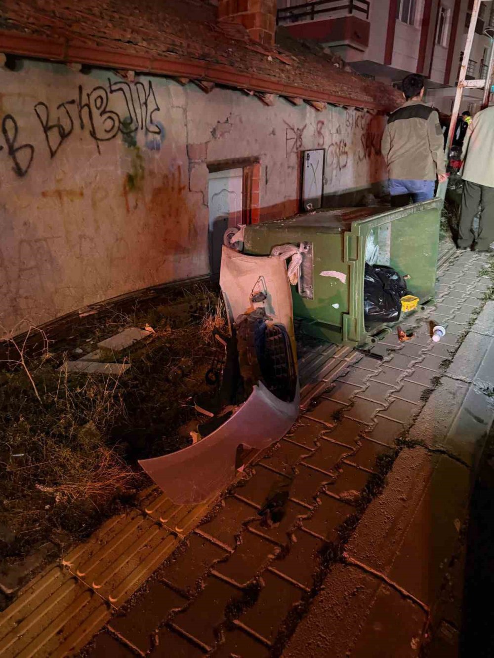 Ehliyetsiz polisten kaçtı 240 bin lira cezayla evine yaya döndü
