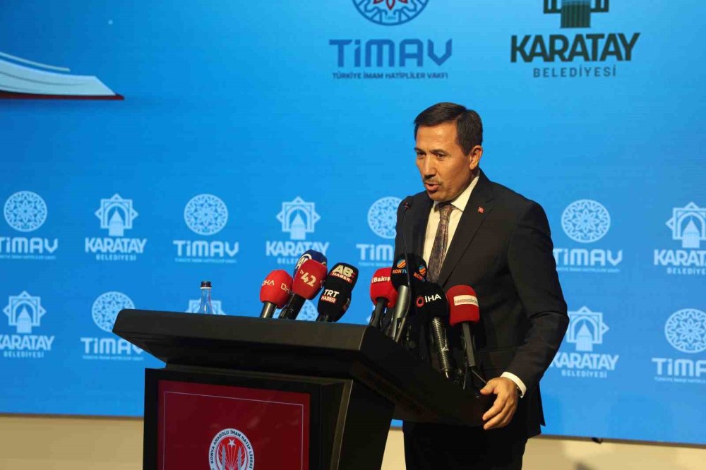 Bilal Erdoğan Konya’da Ödül Törenine Katıldı